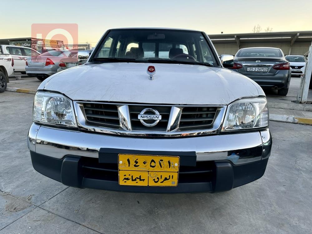 نيسان بيك اب